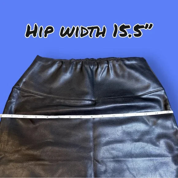 EUC RD Style Faux Leather Slip On Mini Skirt. Size XS 👠👠👠👠👠👠👠👠👠👠👠👠👠 - Picture 4 of 9